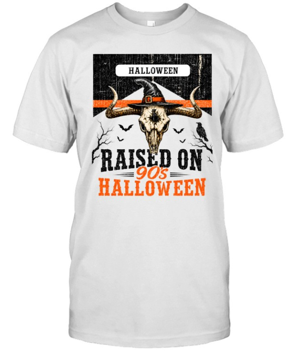 Raised On 90s Halloween Bull Skull Witch Hat Western Graphic Classic Men's T-shirt