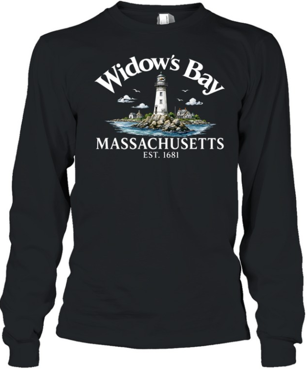 Widows Bay Massachusetts Est 1681 Vintage Coastal Lighthouse Long Sleeved T-shirt