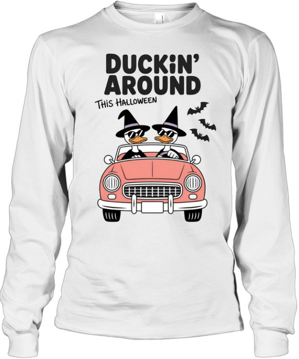 Duckin Around This Halloween Ducks In Car T- Long Sleeved T-shirt
