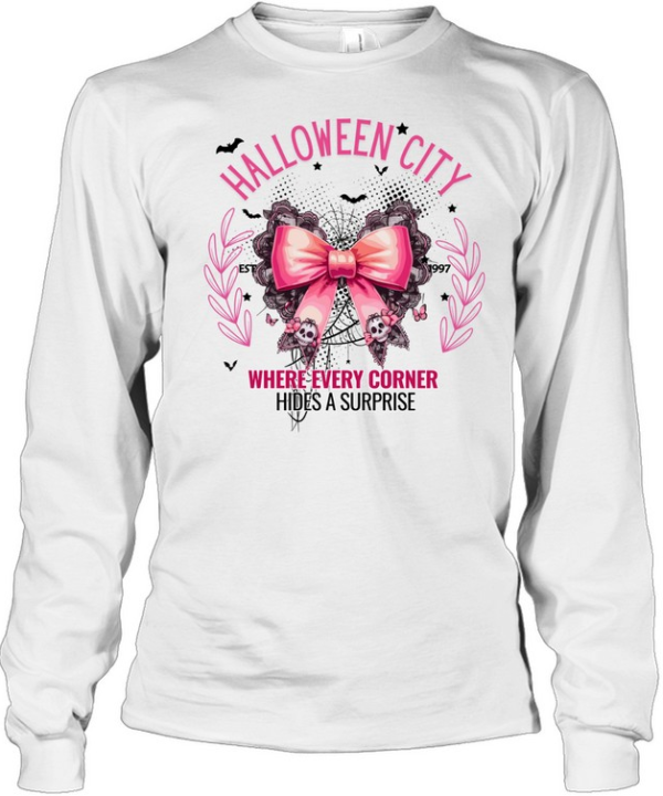 Halloween City Pink Coquette Bow Skull Ribbon T- Long Sleeved T-shirt
