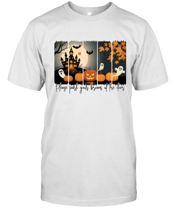 Please Park Your Broom At The Door Haunted Castle Ghost Pumpkin Halloween T- Classic Men's T-shirt