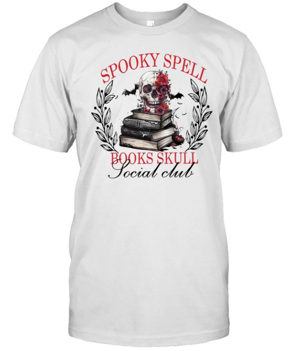 Spooky Spell Books Skull Floral Stack of Books Halloween T- Classic Men's T-shirt