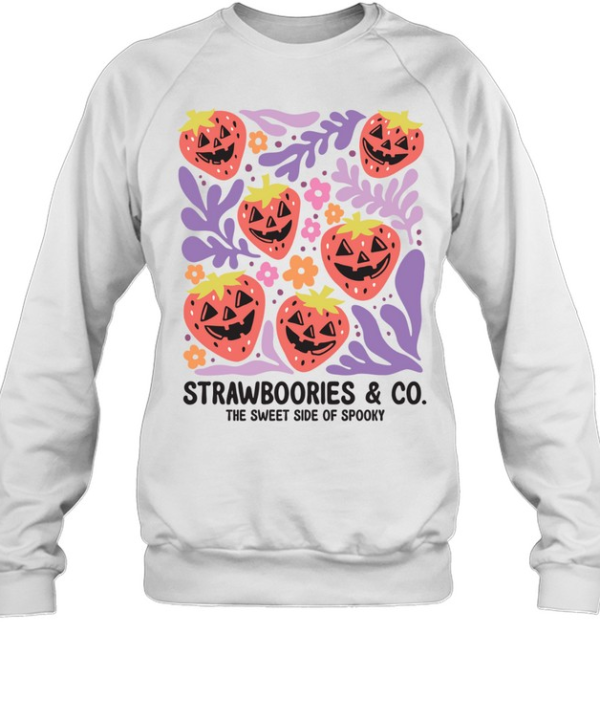 Strawboories And Co Sweet Side Of Spooky Halloween T- Unisex Sweatshirt