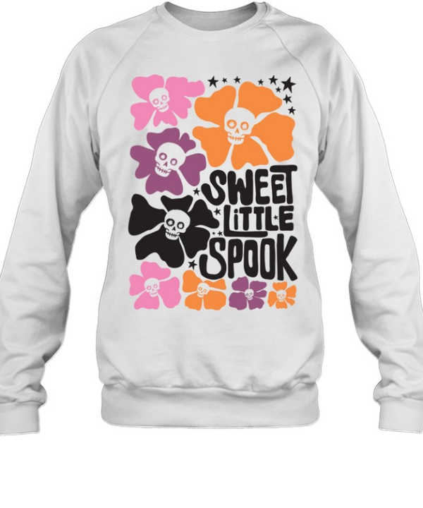 Sweet Little Spook Retro Floral Skull Flowers Halloween T- Unisex Sweatshirt